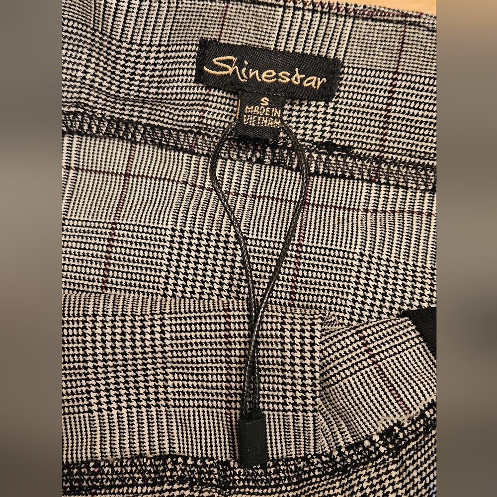 Shinestar Gray Plaid Mini Skirt - Picture 5 of 9